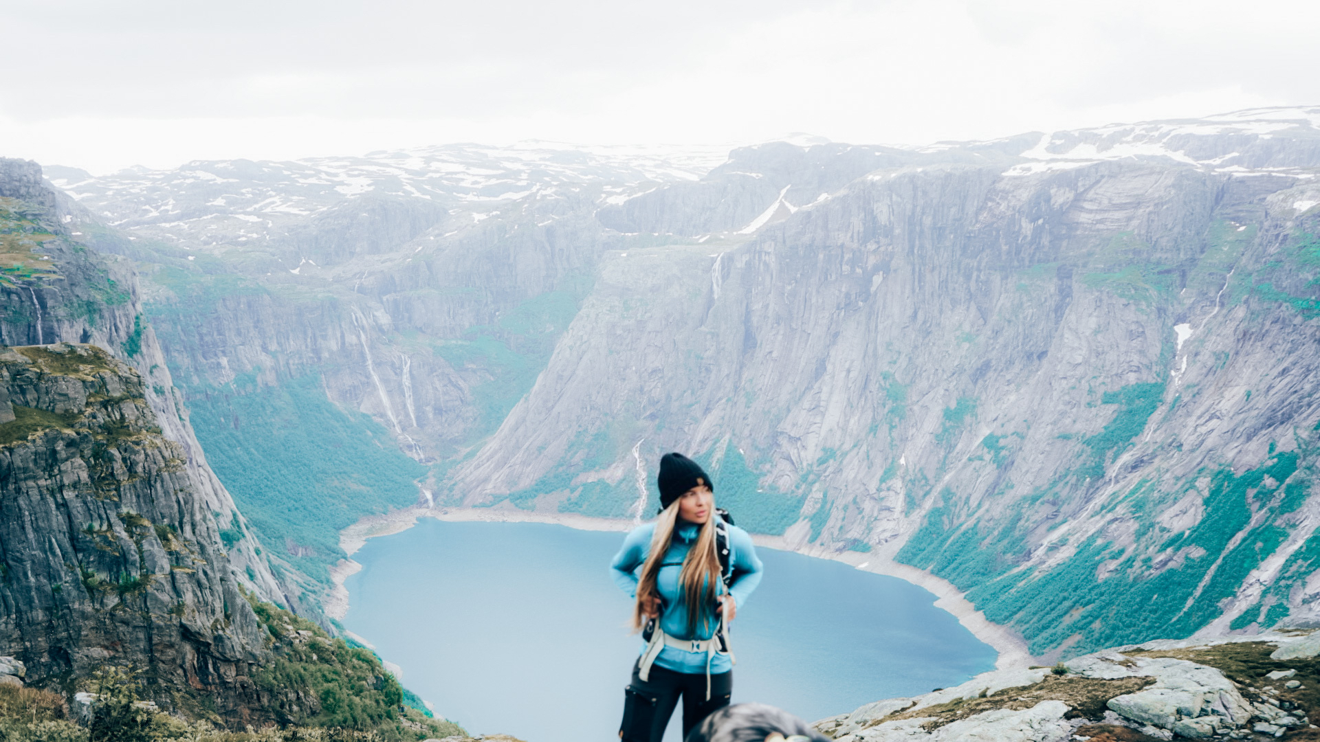 Trolltunga+Hike+Trail+Norway+Hiking+Guide+Trolls+Tongue+Norge+Hardangervidda+Ringdalsvatnet+Lake