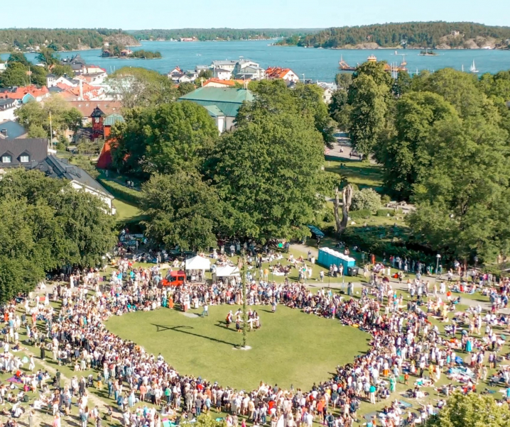 The Ultimate Guide to Celebrating Midsummer in Vaxholm, Sweden